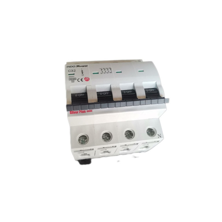 فیوز مینیاتوری سه فاز 32 آمپر ایندوکوپ مدل C32
